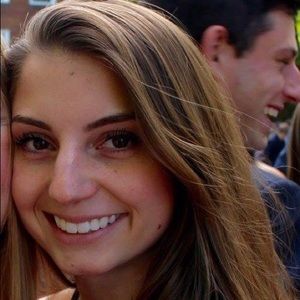 Meet your Posher, Cohlmia